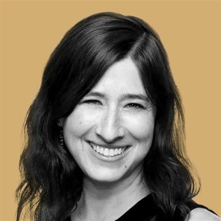 A Deep Dive into Amanda Katz's Age and Life Journey