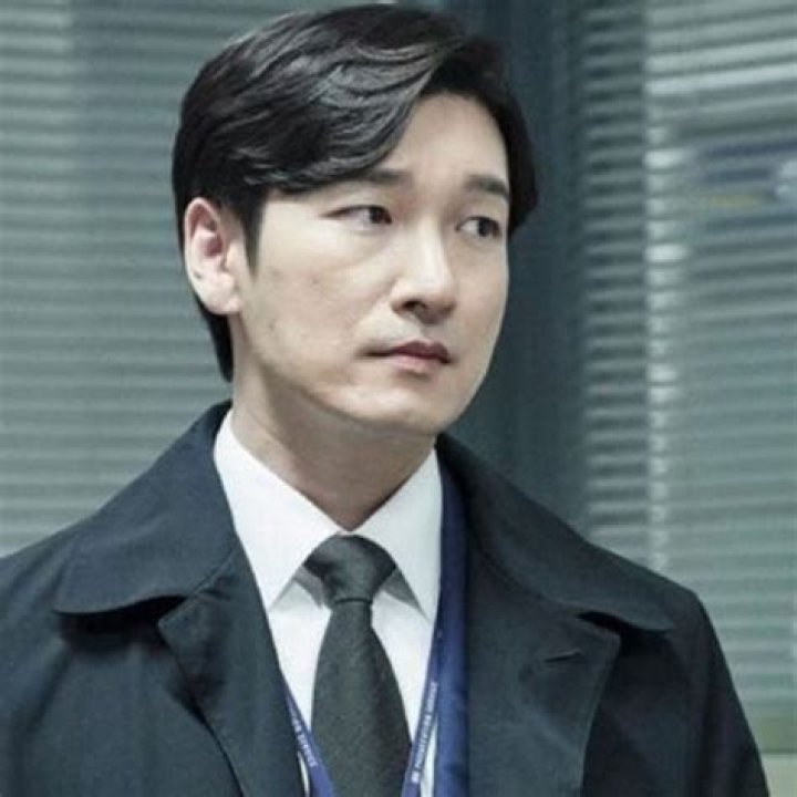 Cho Seung-Woo Wife: A Comprehensive Look at His Personal Life and Career