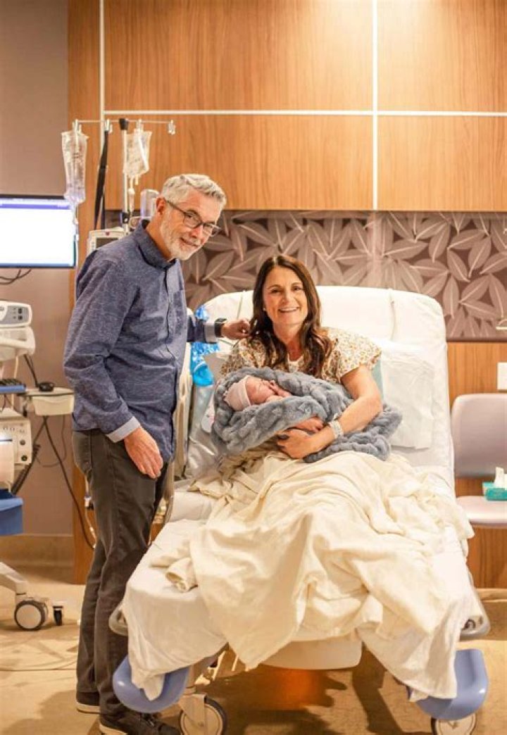 Discovering the Age of Steve Martin's Wife When She Had a Baby