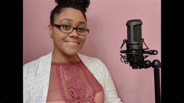 Discovering the Charisma of Shawnalynn90
