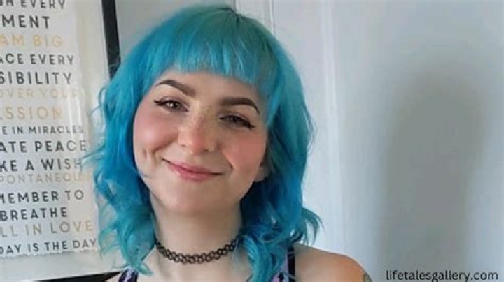 Exploring the Unique World of Alientrashkitty
