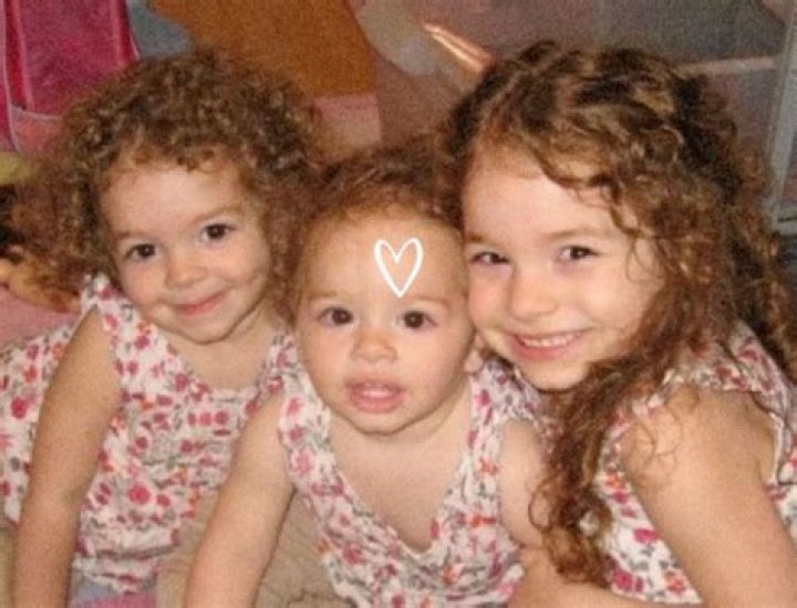 Kalogera Sisters: The Dynamic Duo of Art and Inspiration