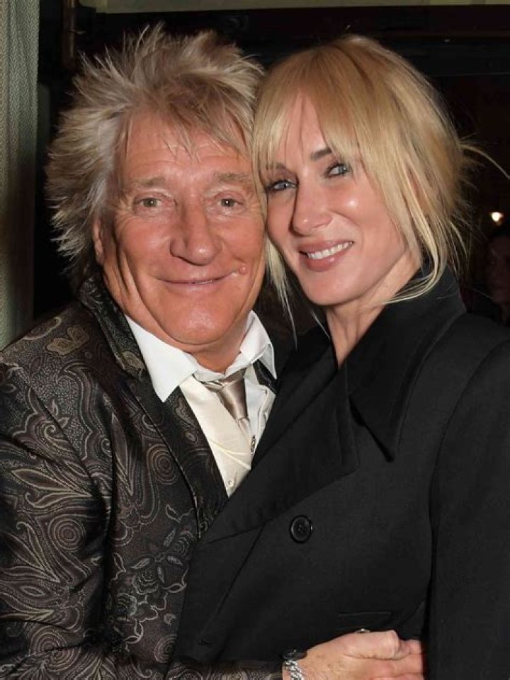 Unraveling the Connection: Rod Stewart and Sarah Streeter