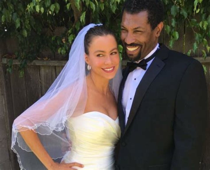 Unveiling the Life of Deon Cole’s Wife: A Journey Beyond Comedy